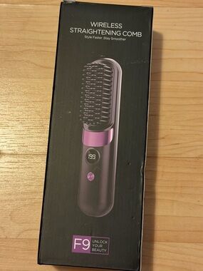 Wireless Straightening Comb